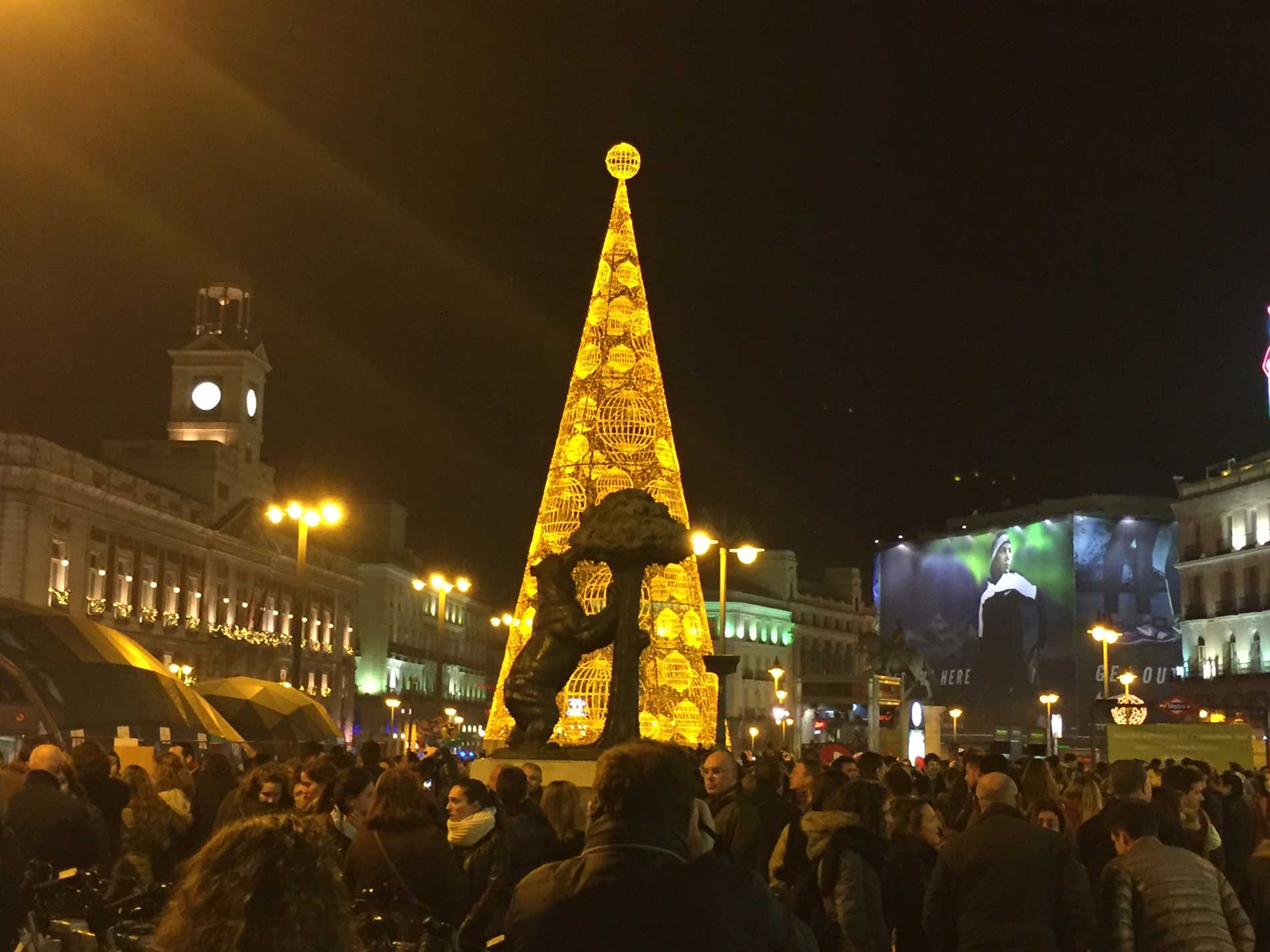 Kerstboom in Madrid voor Feestdagen 2019 Spanje Emigreren
